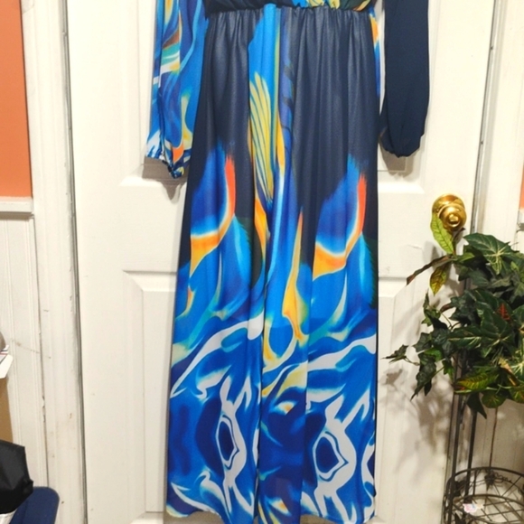 Multicolor V-Neck Maxi Dress - Picture 2 of 11